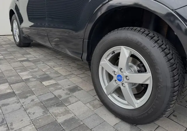 FORD Kuga 2.0 TDCi 2x4 Titanium