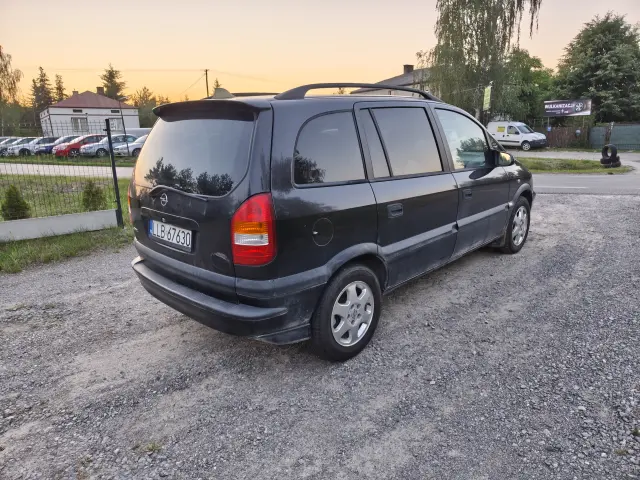 OPEL ZAFIRA-A 
