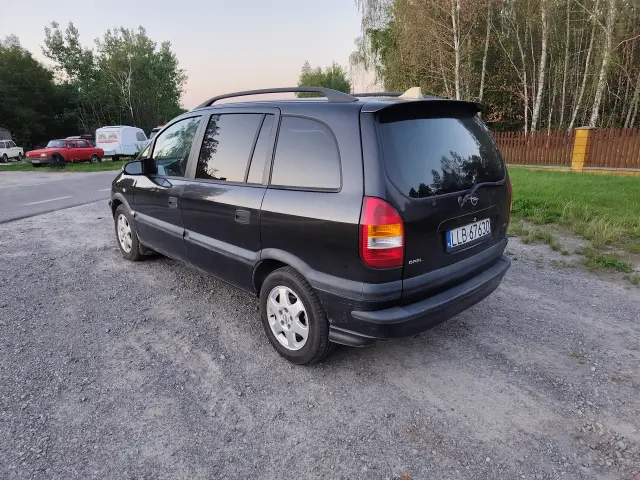 OPEL ZAFIRA-A 