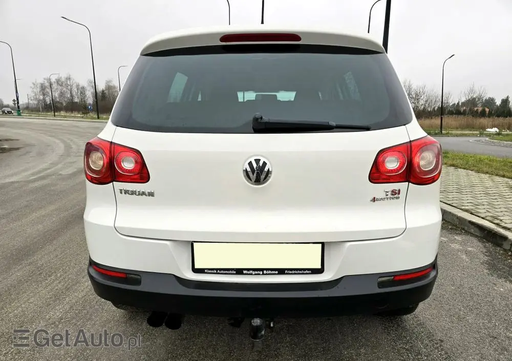 VOLKSWAGEN Tiguan 1.4 TSI 4Motion Sport & Style