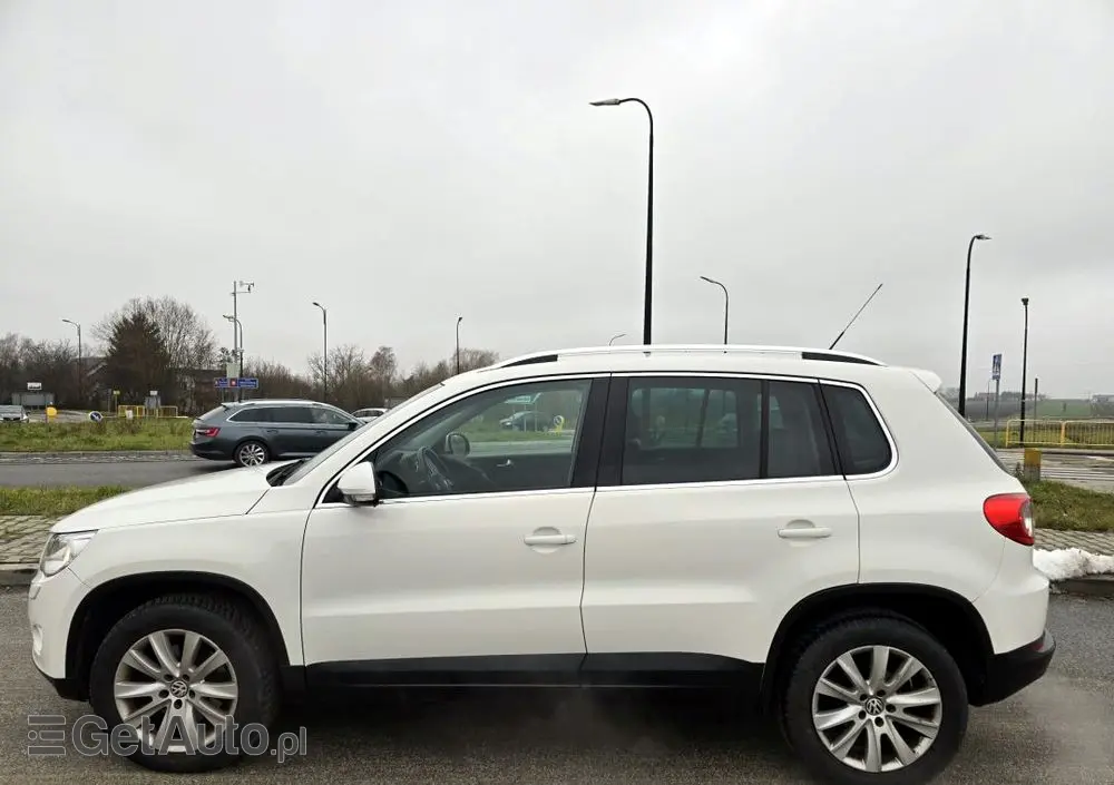 VOLKSWAGEN Tiguan 1.4 TSI 4Motion Sport & Style