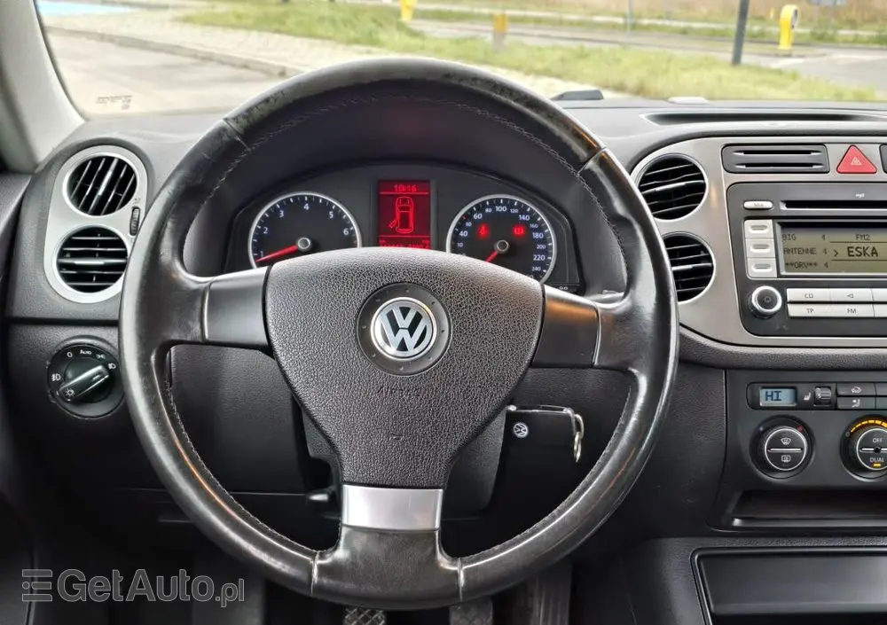 VOLKSWAGEN Tiguan 1.4 TSI 4Motion Sport & Style