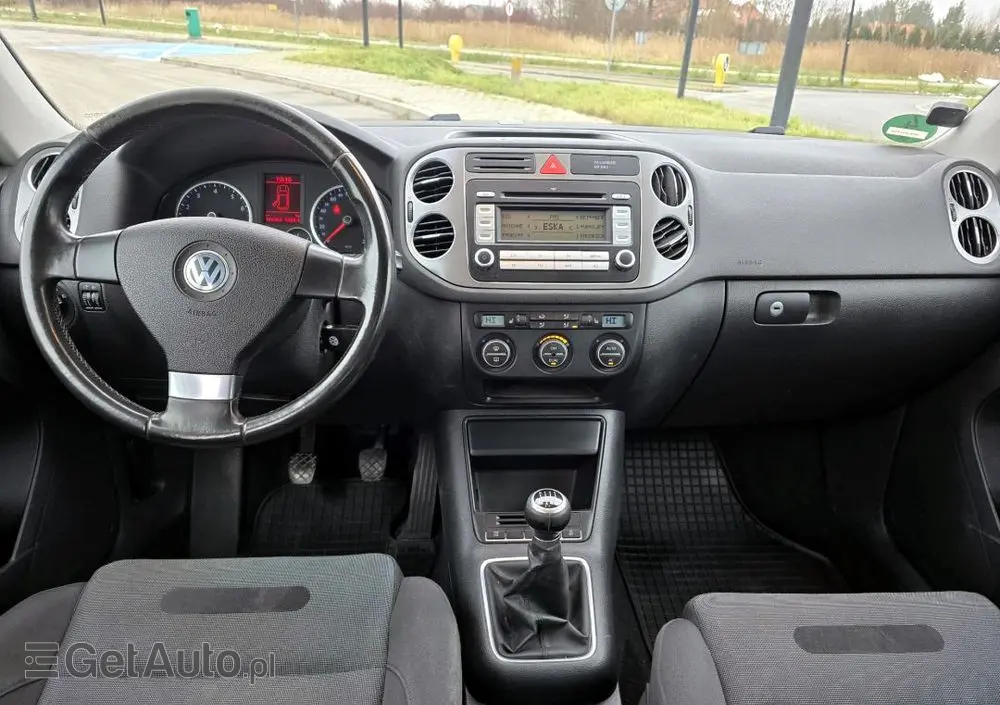 VOLKSWAGEN Tiguan 1.4 TSI 4Motion Sport & Style