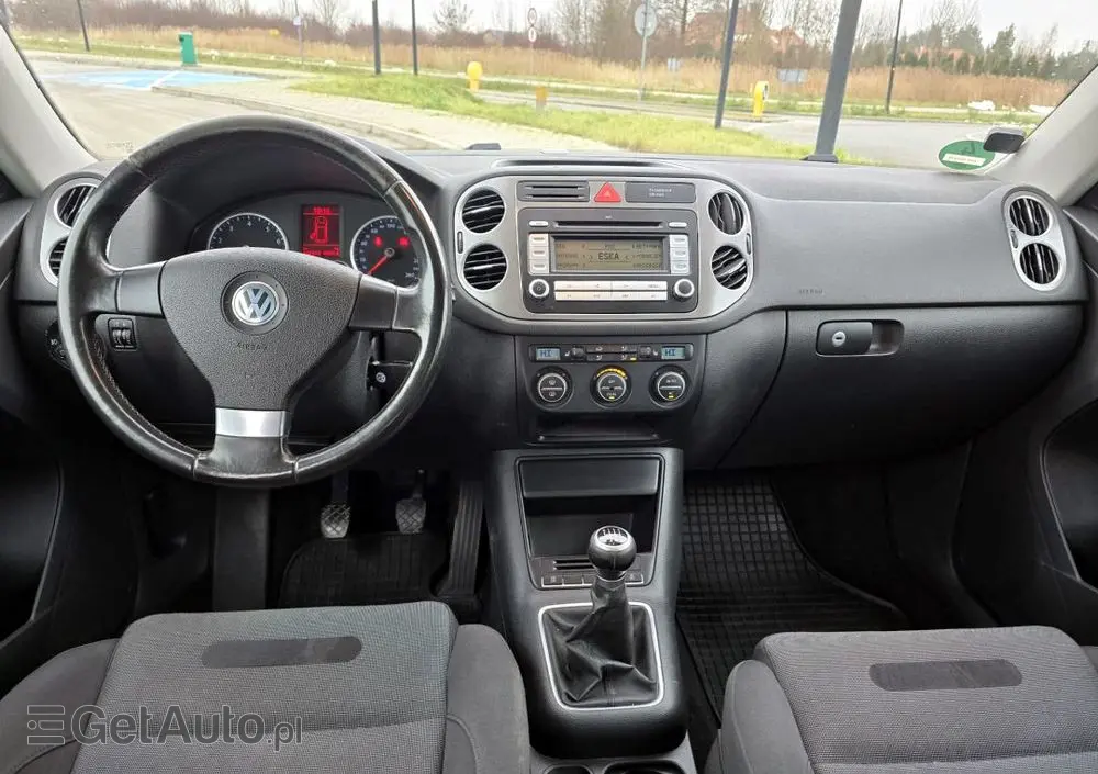 VOLKSWAGEN Tiguan 1.4 TSI 4Motion Sport & Style