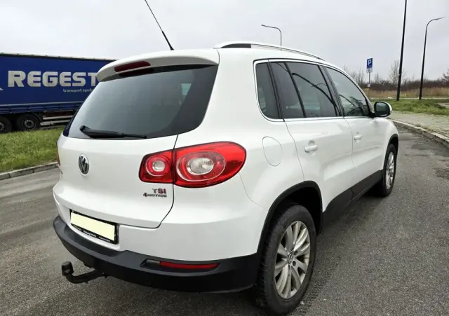 VOLKSWAGEN Tiguan 1.4 TSI 4Motion Sport & Style