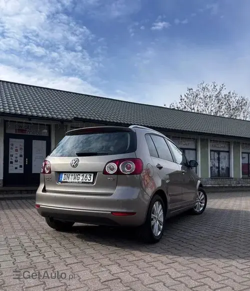 VOLKSWAGEN Golf Plus 