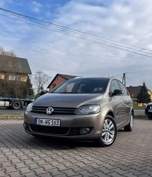 VOLKSWAGEN Golf Plus 
