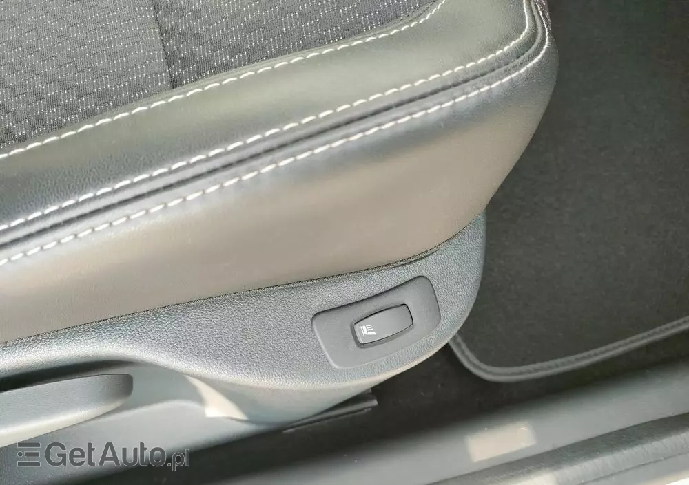 RENAULT Clio 0.9 Energy TCe Intens+