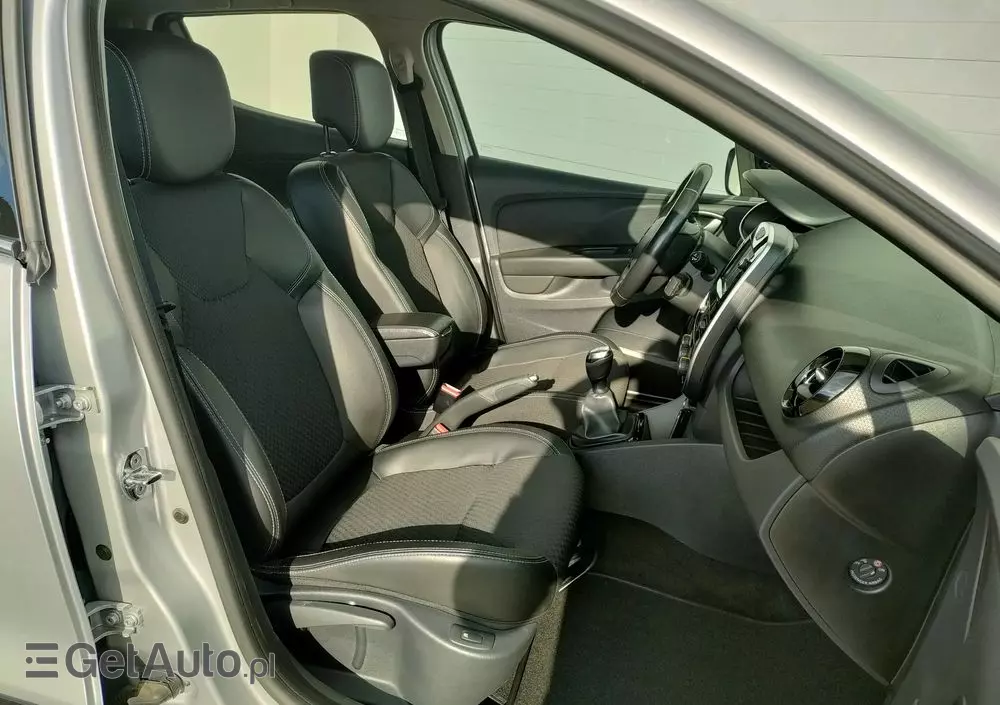 RENAULT Clio 0.9 Energy TCe Intens+