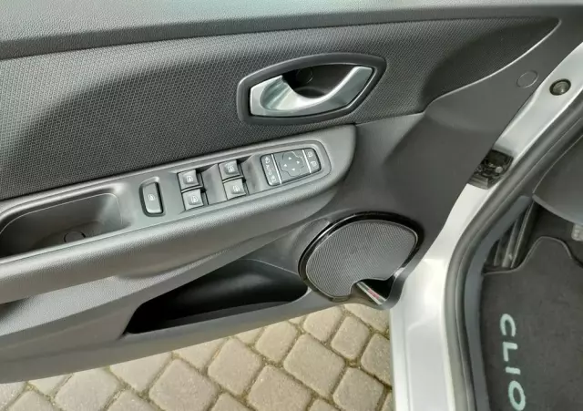 RENAULT Clio 0.9 Energy TCe Intens+