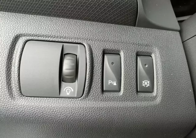 RENAULT Clio 0.9 Energy TCe Intens+