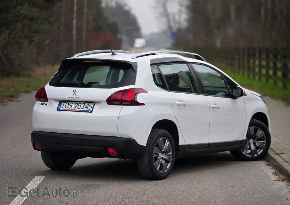 PEUGEOT 2008 BlueHDi 100 STOP & START Style