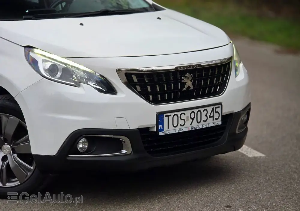 PEUGEOT 2008 BlueHDi 100 STOP & START Style