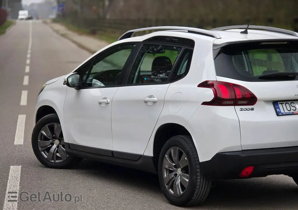 PEUGEOT 2008 BlueHDi 100 STOP & START Style