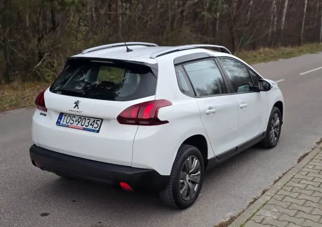 PEUGEOT 2008 BlueHDi 100 STOP & START Style