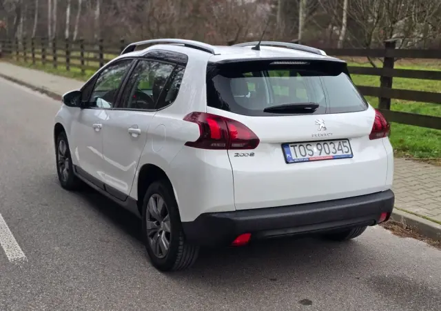 PEUGEOT 2008 BlueHDi 100 STOP & START Style
