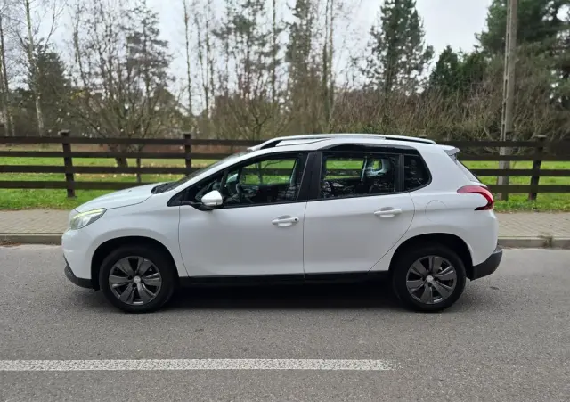 PEUGEOT 2008 BlueHDi 100 STOP & START Style