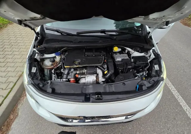 PEUGEOT 2008 BlueHDi 100 STOP & START Style