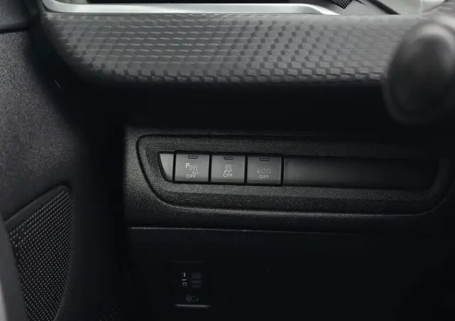 PEUGEOT 2008 BlueHDi 100 STOP & START Style