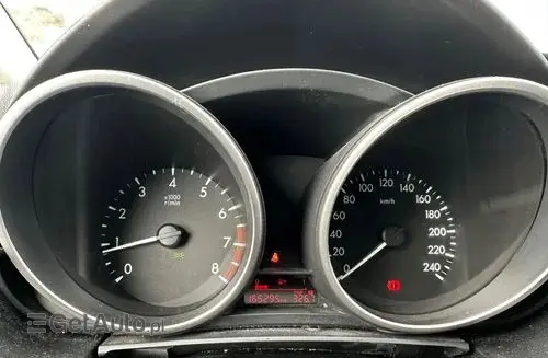 MAZDA 5 