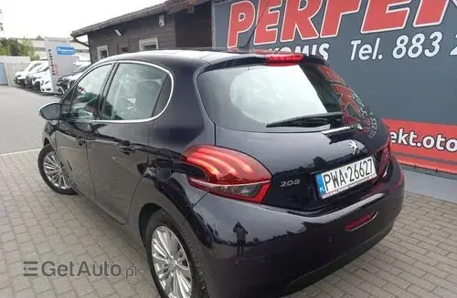 PEUGEOT 208 