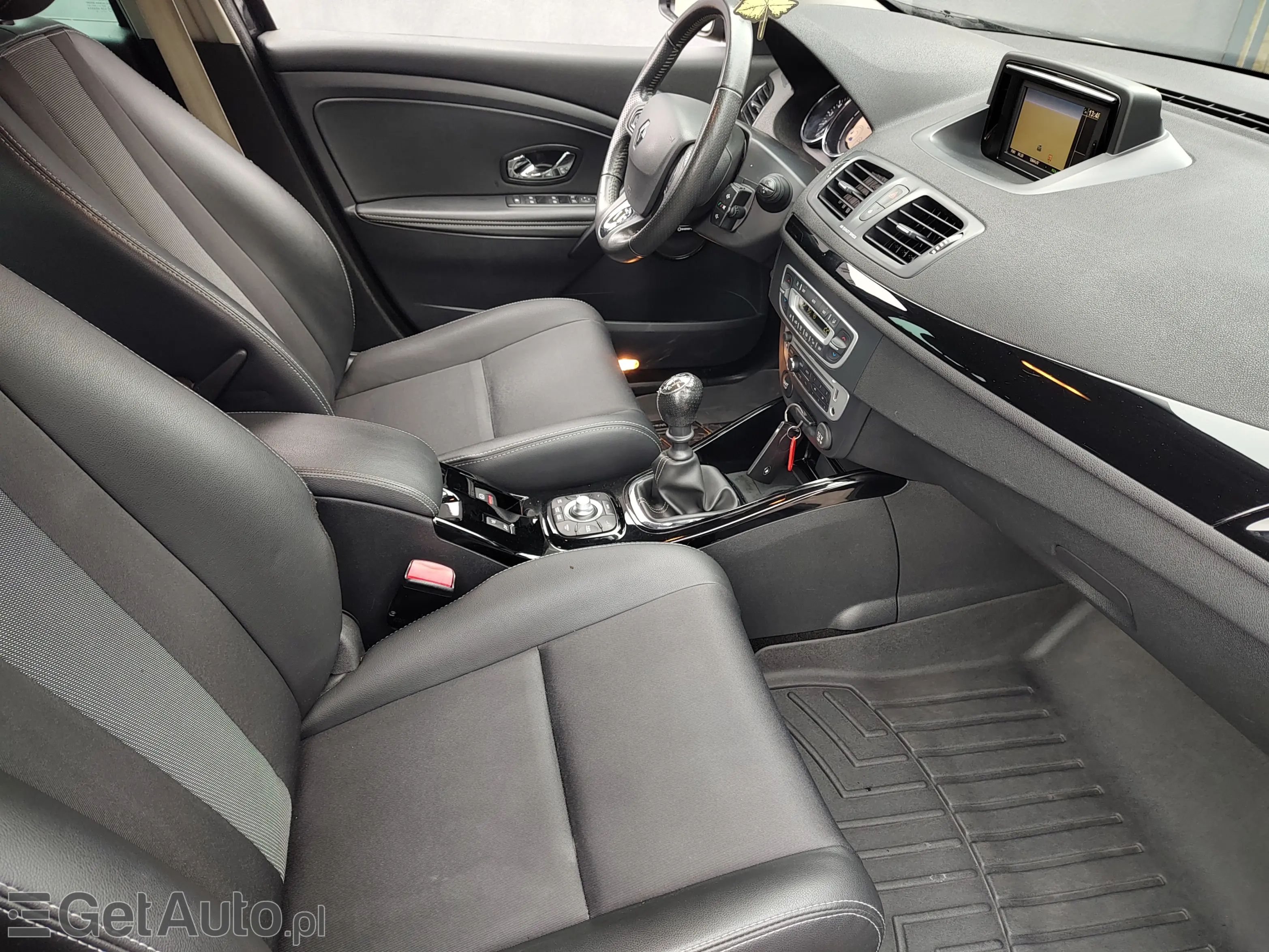 RENAULT Megane Bose 110