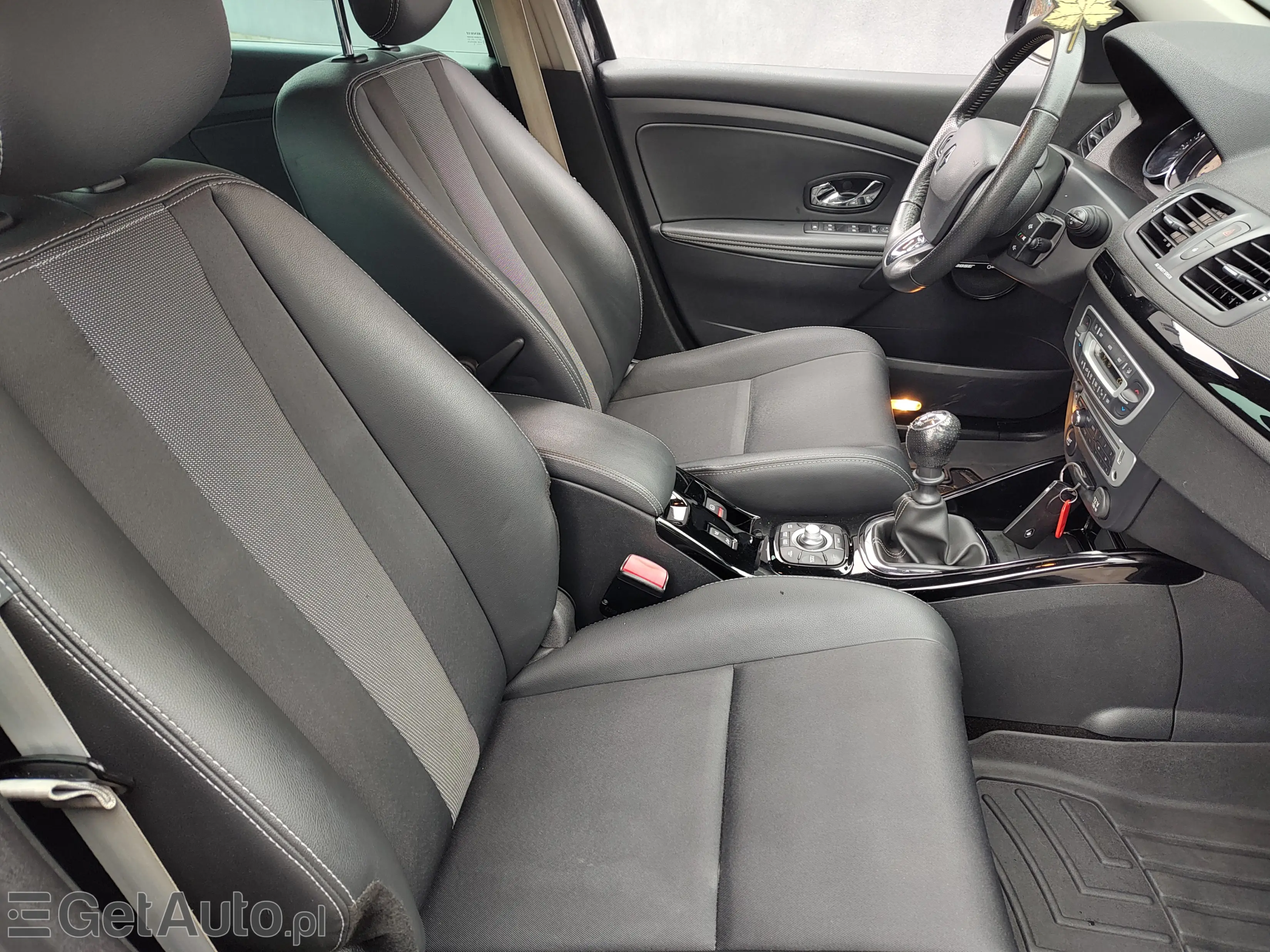 RENAULT Megane Bose 110