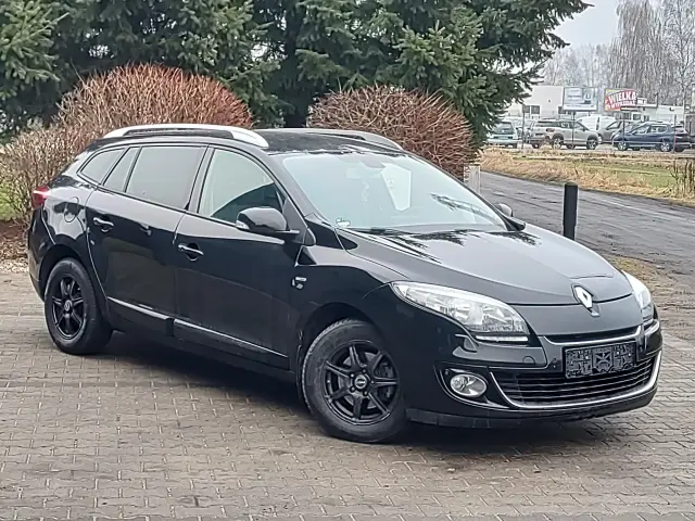 RENAULT Megane Bose 110