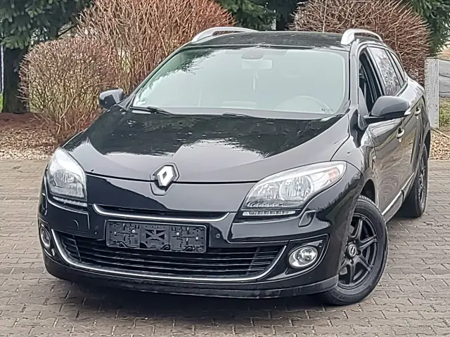 RENAULT Megane Bose 110