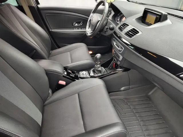 RENAULT Megane Bose 110