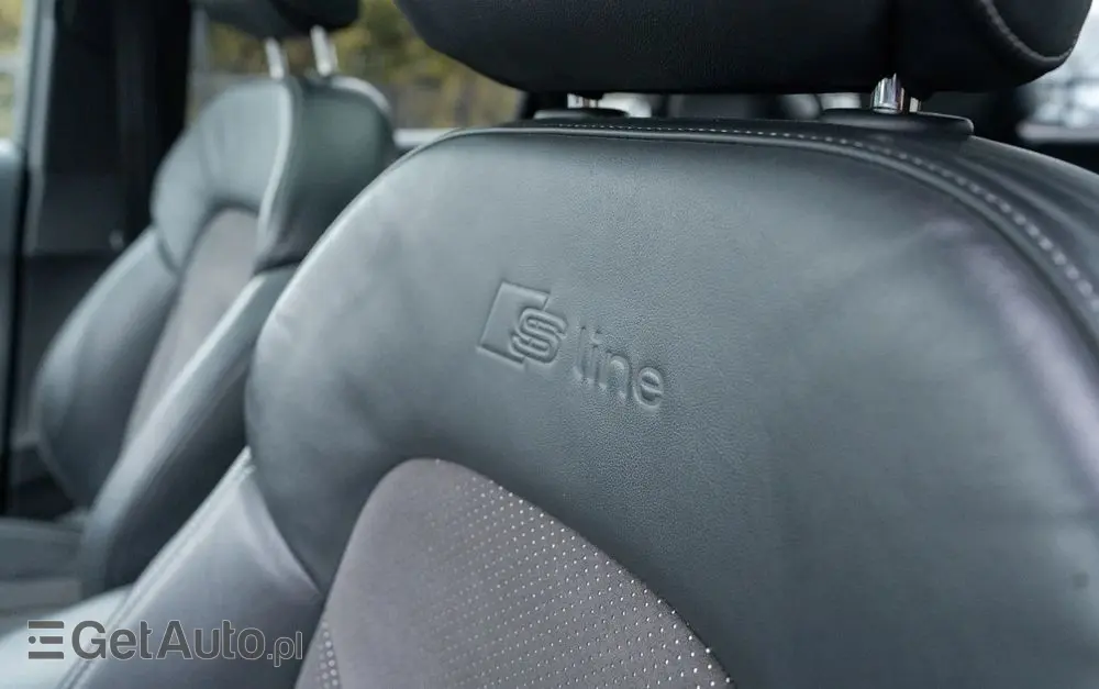 AUDI Q3 2.0 TDI Quattro Sport S tronic