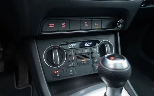 AUDI Q3 2.0 TDI Quattro Sport S tronic