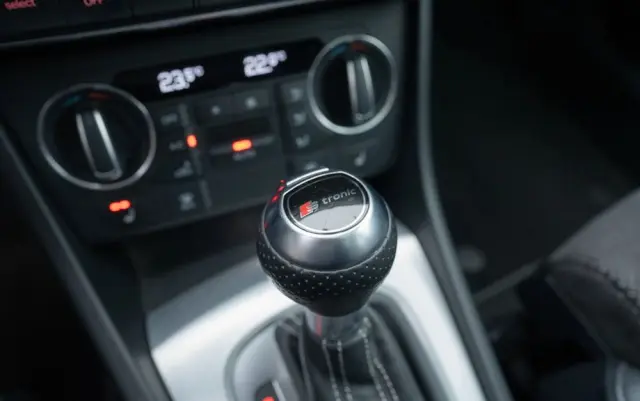 AUDI Q3 2.0 TDI Quattro Sport S tronic