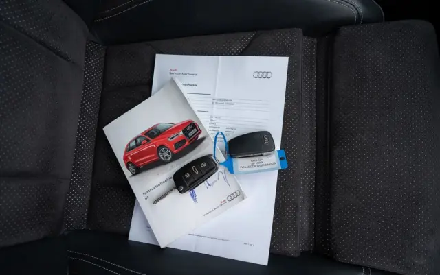 AUDI Q3 2.0 TDI Quattro Sport S tronic