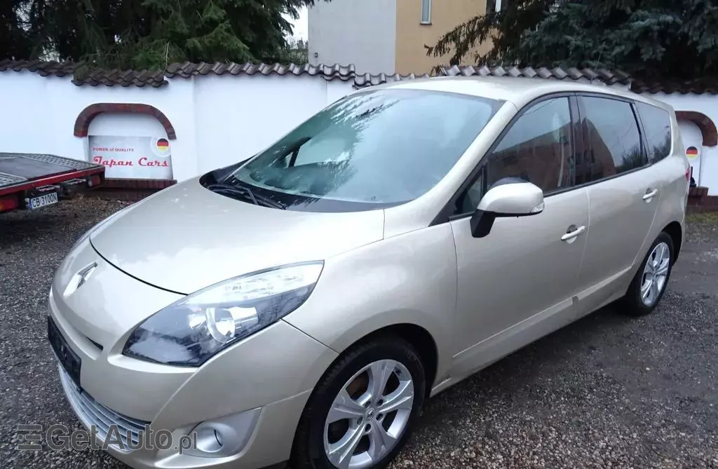 RENAULT Scenic 