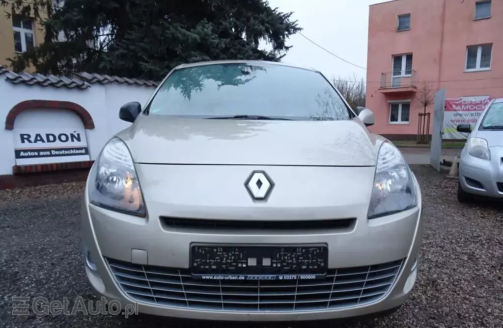 RENAULT Scenic 