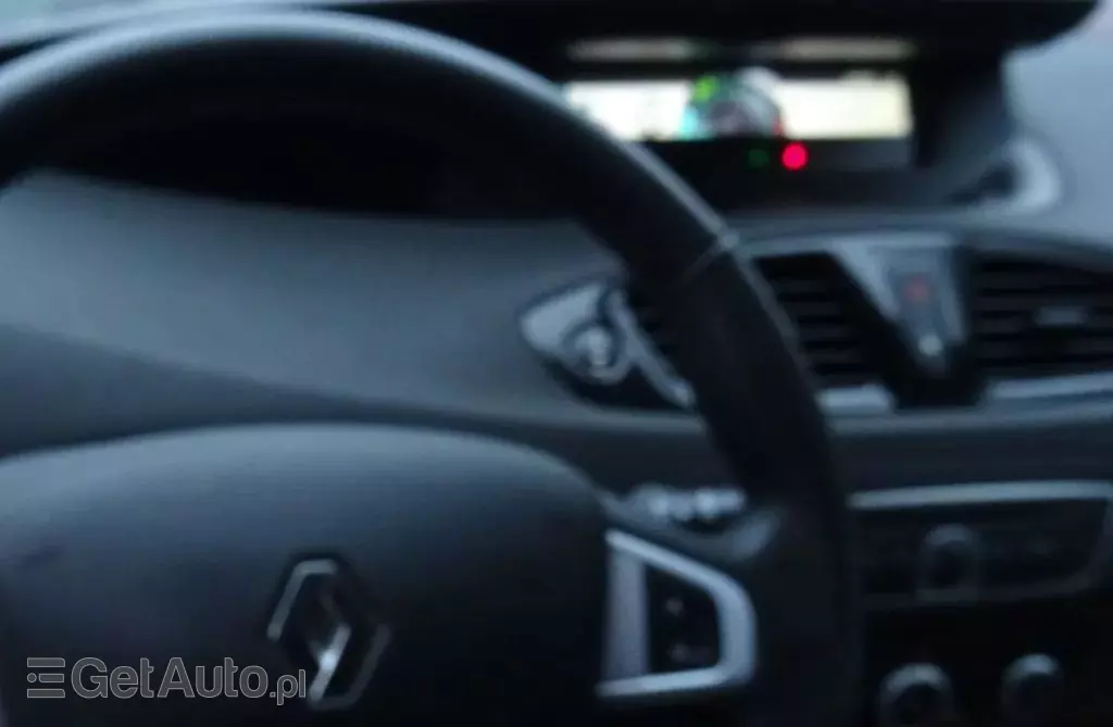 RENAULT Scenic 