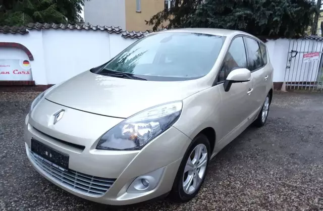 RENAULT Scenic 