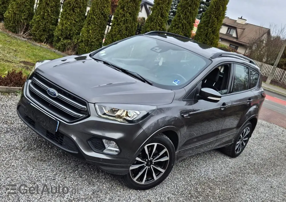FORD Kuga 2.0 TDCi 2x4 ST-Line