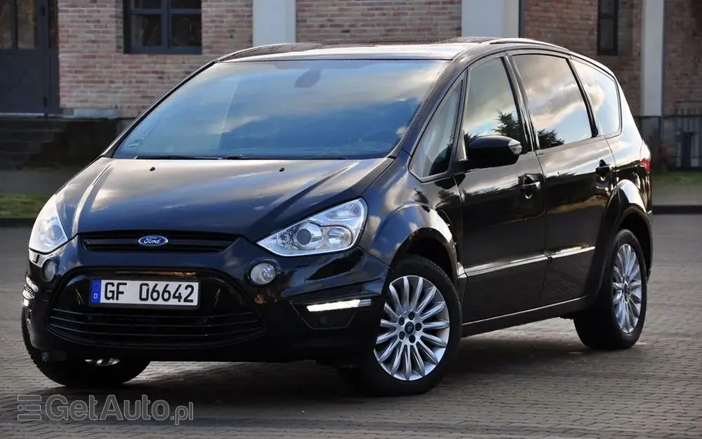 FORD S-Max 2.0 TDCi DPF Titanium