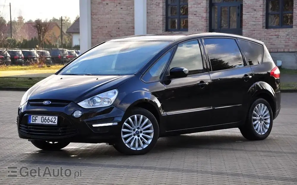 FORD S-Max 2.0 TDCi DPF Titanium