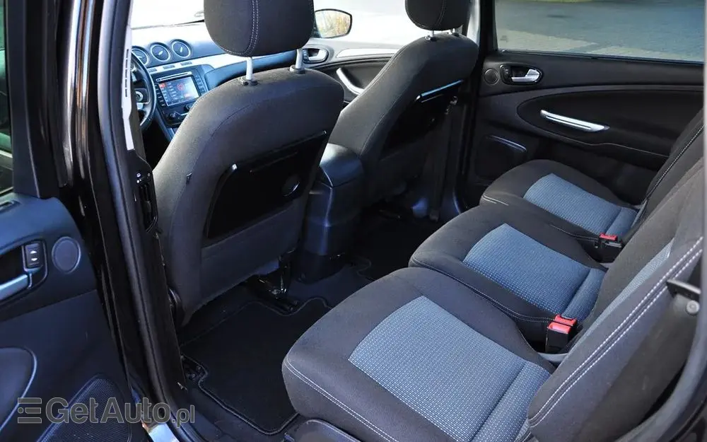 FORD S-Max 2.0 TDCi DPF Titanium