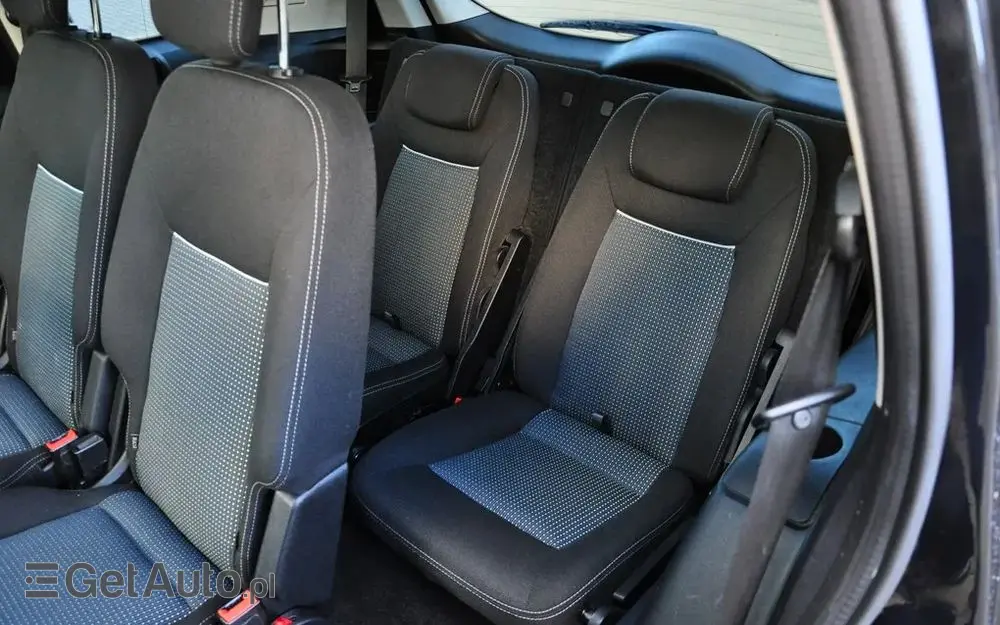 FORD S-Max 2.0 TDCi DPF Titanium