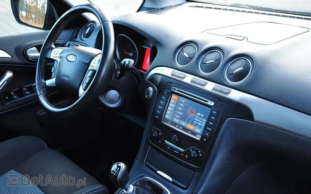 FORD S-Max 2.0 TDCi DPF Titanium