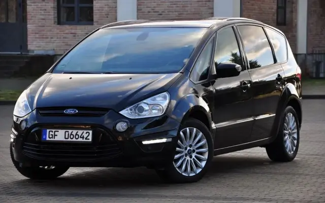 FORD S-Max 2.0 TDCi DPF Titanium