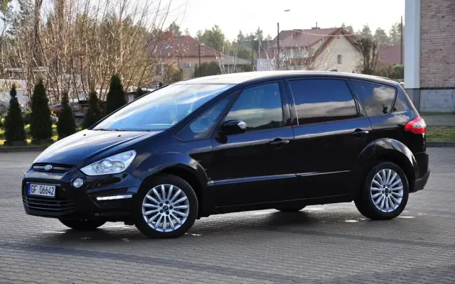 FORD S-Max 2.0 TDCi DPF Titanium
