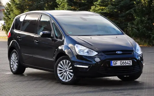 FORD S-Max 2.0 TDCi DPF Titanium