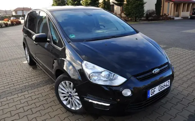 FORD S-Max 2.0 TDCi DPF Titanium