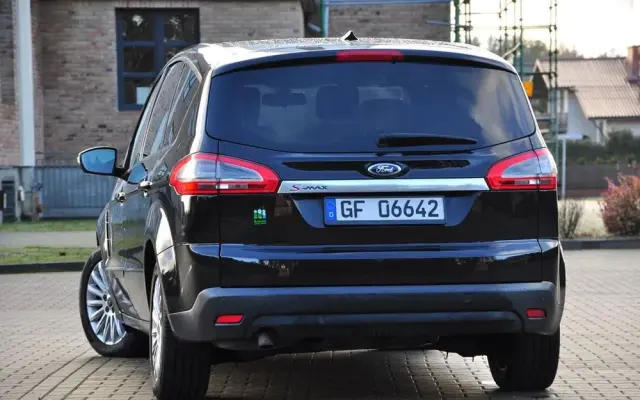 FORD S-Max 2.0 TDCi DPF Titanium