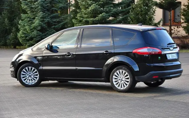 FORD S-Max 2.0 TDCi DPF Titanium